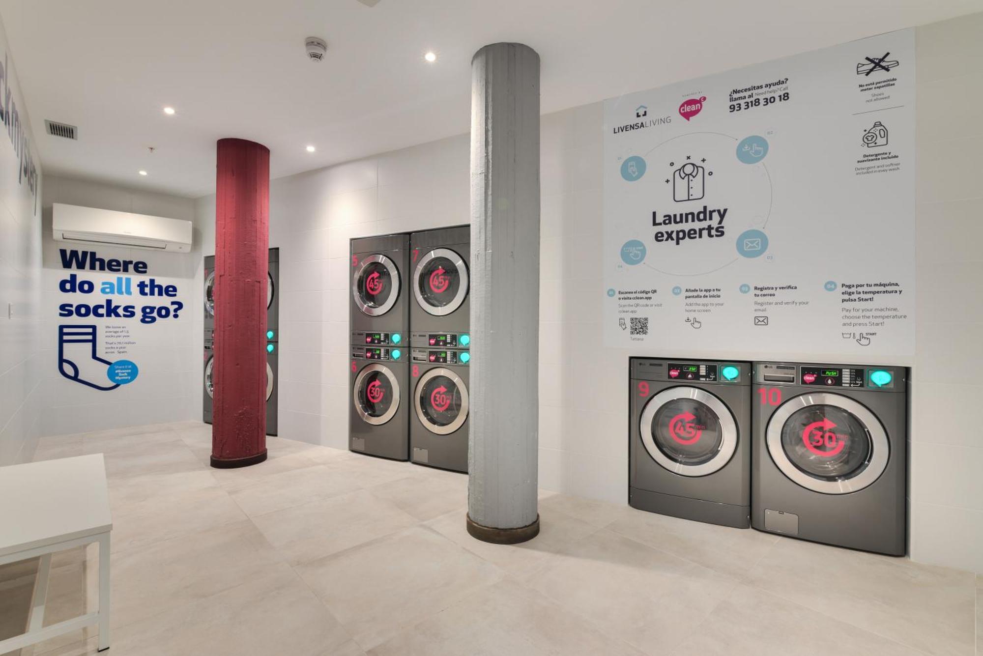 Livensa Living Pamplona Albergue Juvenil Exterior foto
